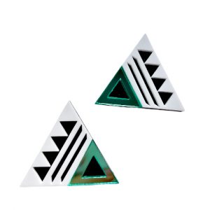 pendientes piramide de la marca elas collection